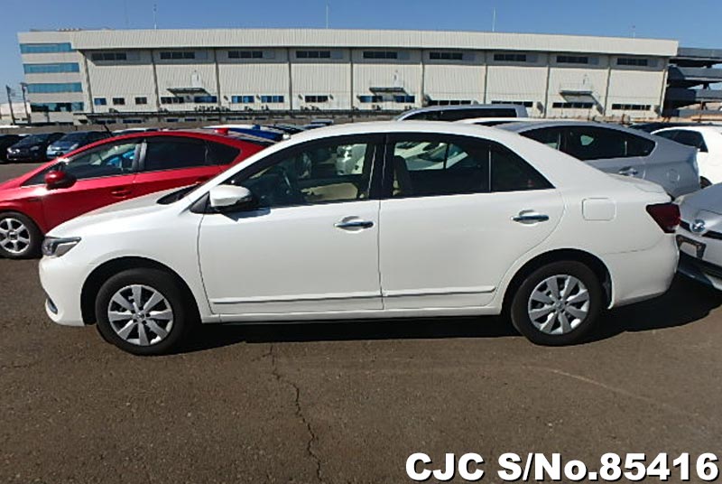 Toyota premio 2017